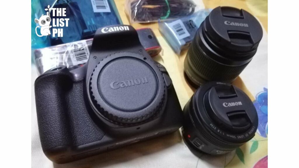 Canon EOS 2000D