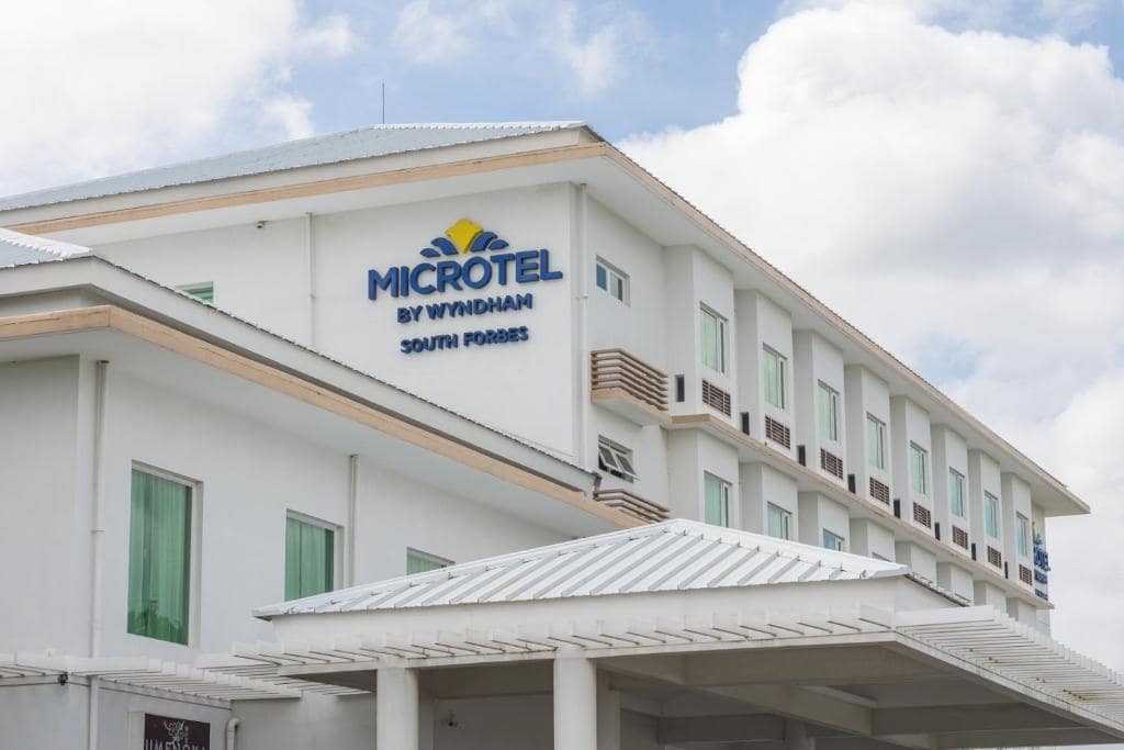 Microtel by Wyndham Mall of Asia