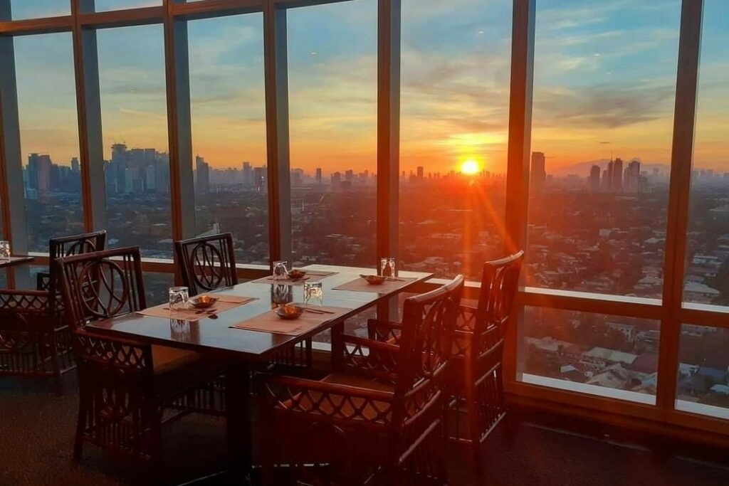 Dining Experience at Seoul Sky 100 Revolving Restaurant