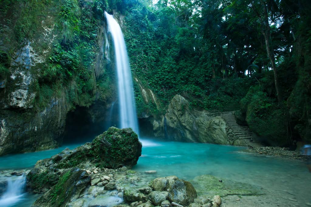 Discover Inambakan Falls