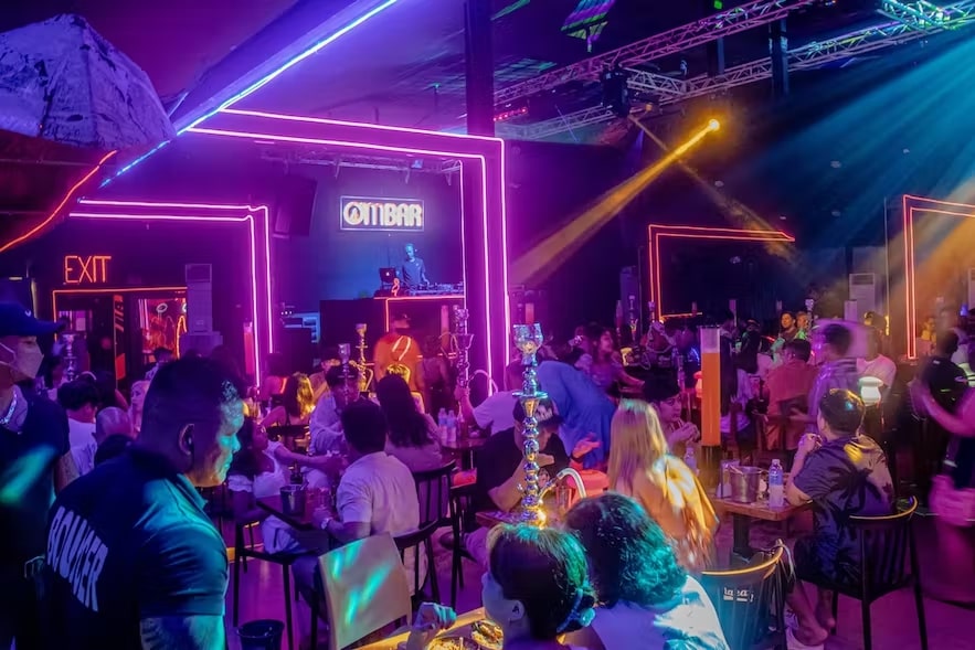 Enjoy Boracay nightlife