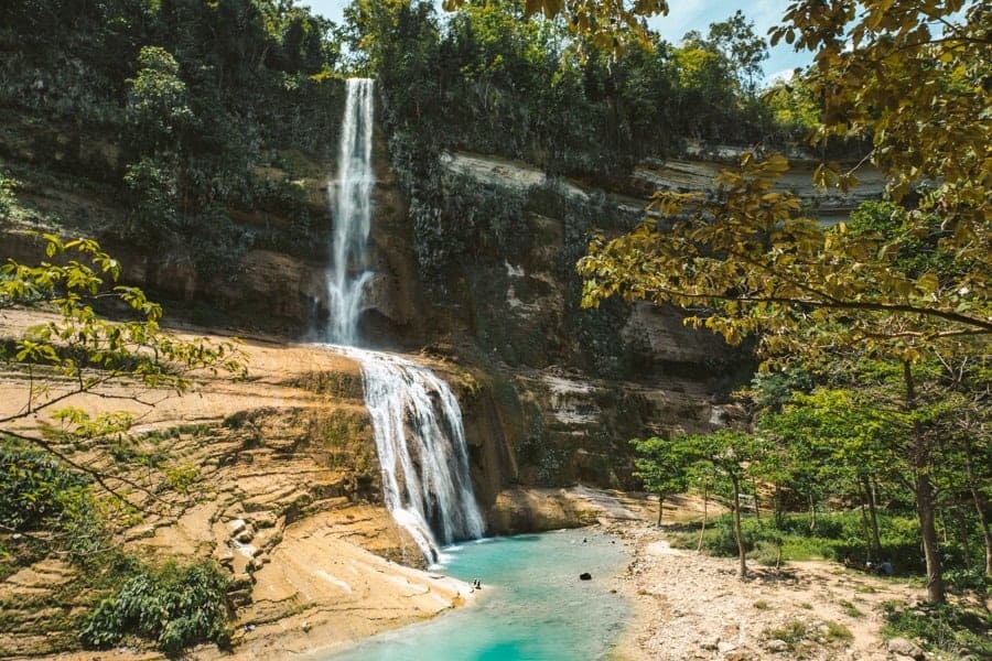 Explore Can-umantad Falls