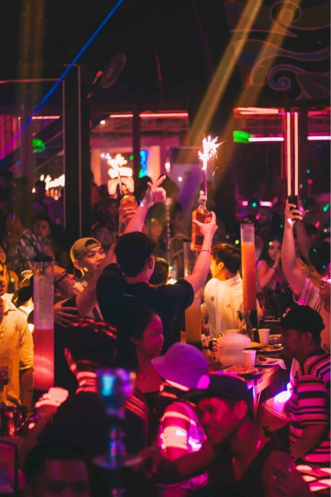 OM Boracay Bar
