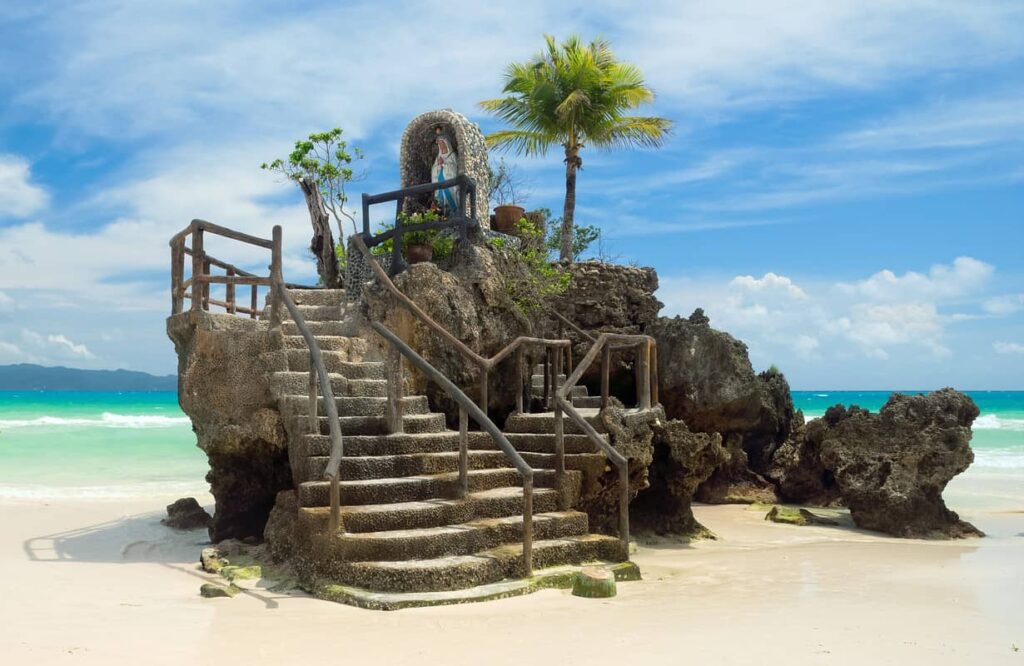 Visit Willy's Rock