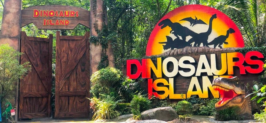 Visit their Zoo and Adventure Parks
