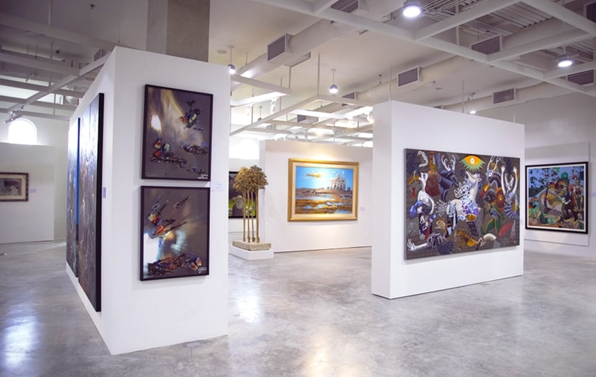 Appreciate artworks in ILOMOCA (Iloilo Museum of Contemporary Art)