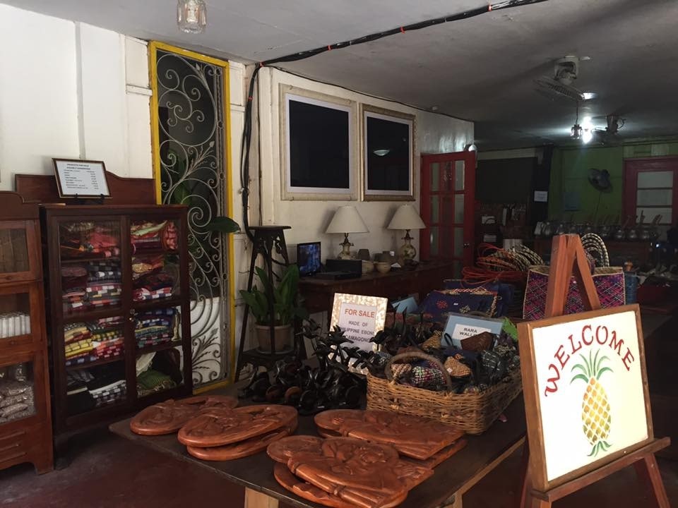 Camiña Balay nga Bato