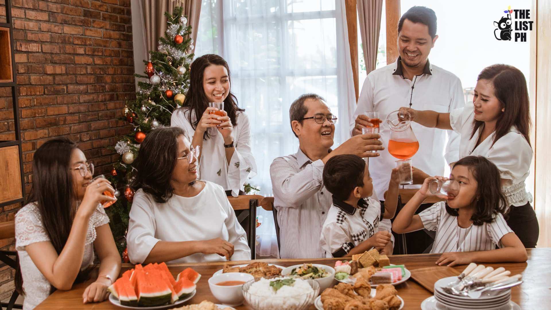 How to Celebrate Christmas and New Year, Filipino-Style