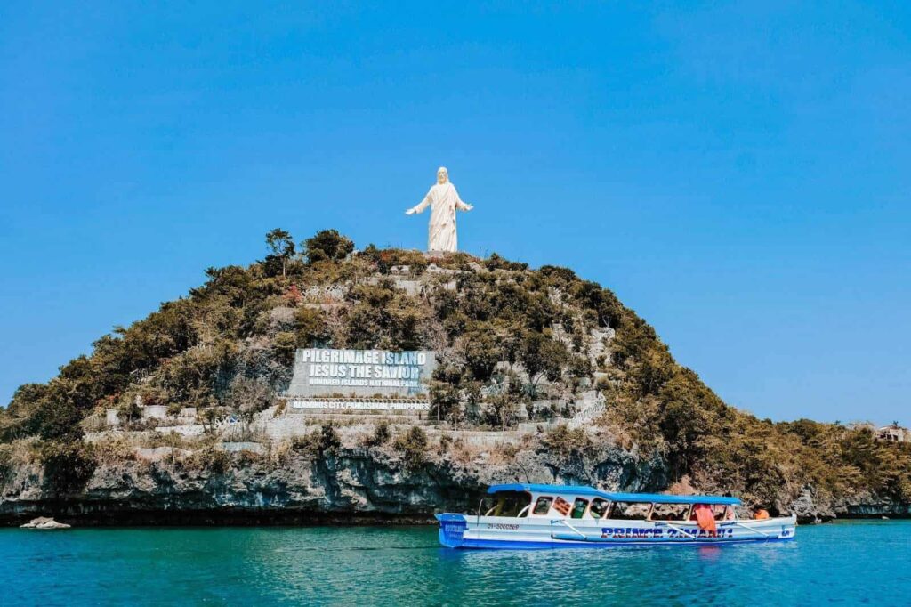 Island Hopping – Hundred Islands, Pangasinan
