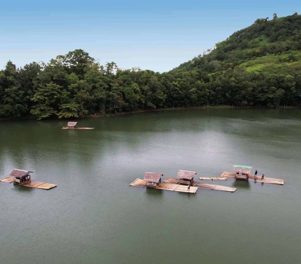 Lake Apo - Valencia