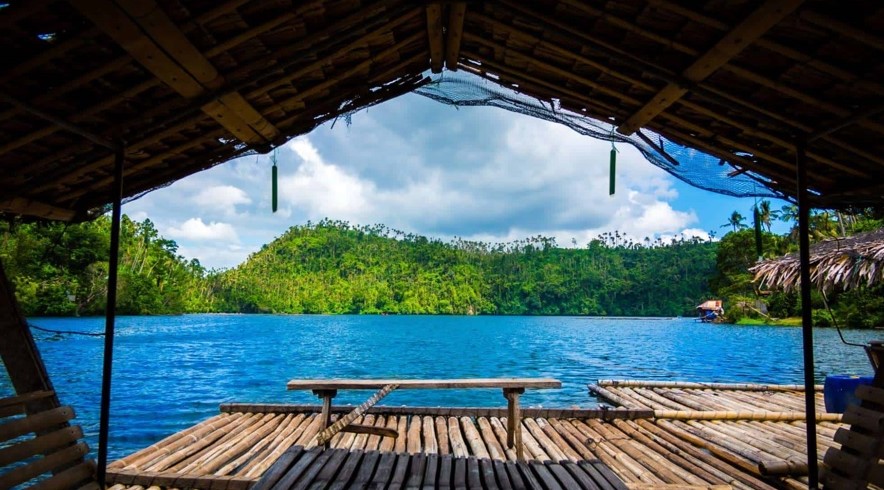 Rent a place near a lake in Laguna for a romantic escape