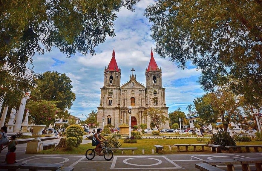 Visit Iloilo’s famous historic churches