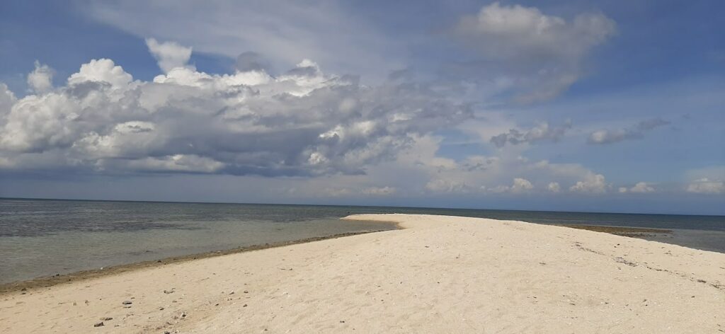 Explore Panacalan Island's Sand Bar