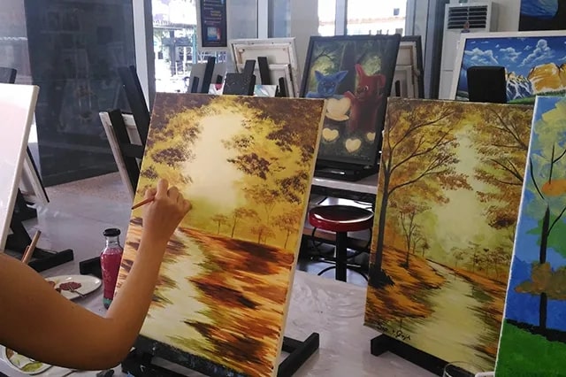 Sip & Gogh at Ayala Heights